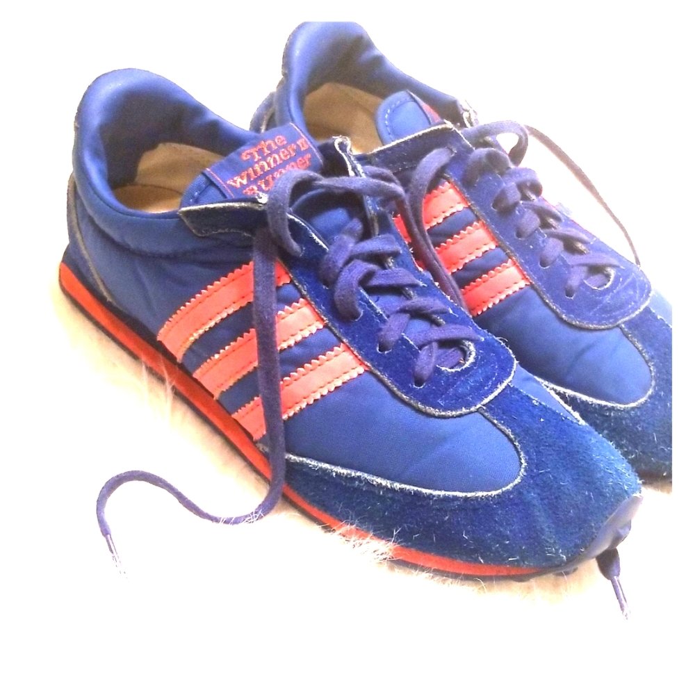 Vintage adidas track sneaker